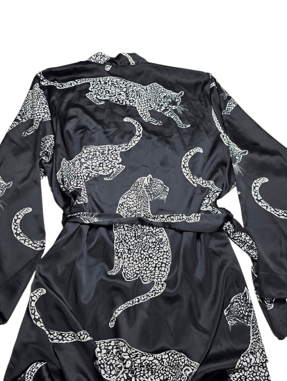 Victoria's Secret Satin Long Robe Black with Leopard Print XS - Picture 12 of 16